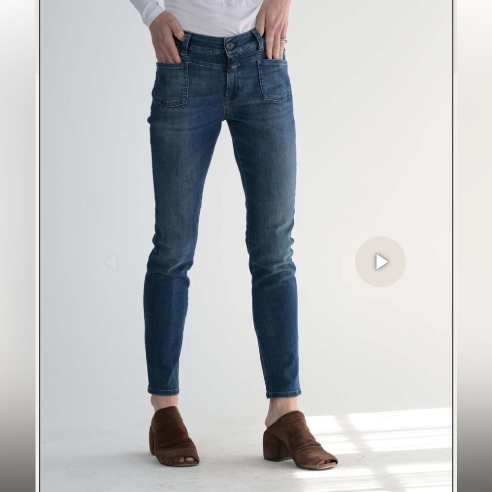 Closed Women's Skinny Jeans in Dark Blue Wash